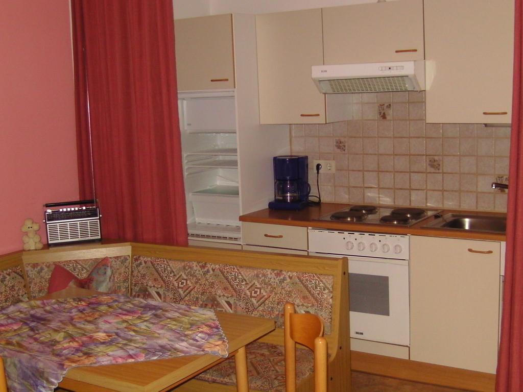 Appartement Ria Bad Kleinkirchheim Rum bild